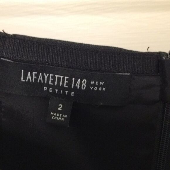 Lafayette 148 Dark Gray Virgin Wool Pencil Skirt Size 2P Academia Minimalist - Picture 2 of 12